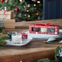 Yankee Candle 3 Filled Votive Candle Christmas Gift Set Extra Image 1 Preview